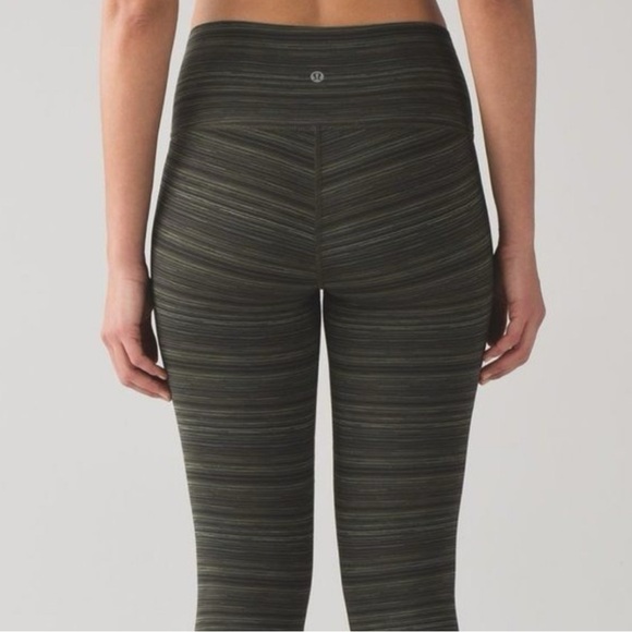 Lululemon High Times Full Length Pant Cyber Stripe Gator Green Black Size 6 - Picture 1 of 7